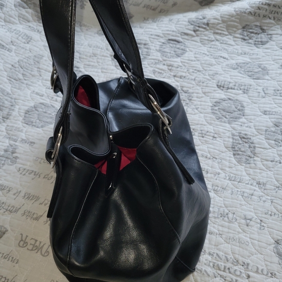 Black Aldo tote - Picture 3 of 7